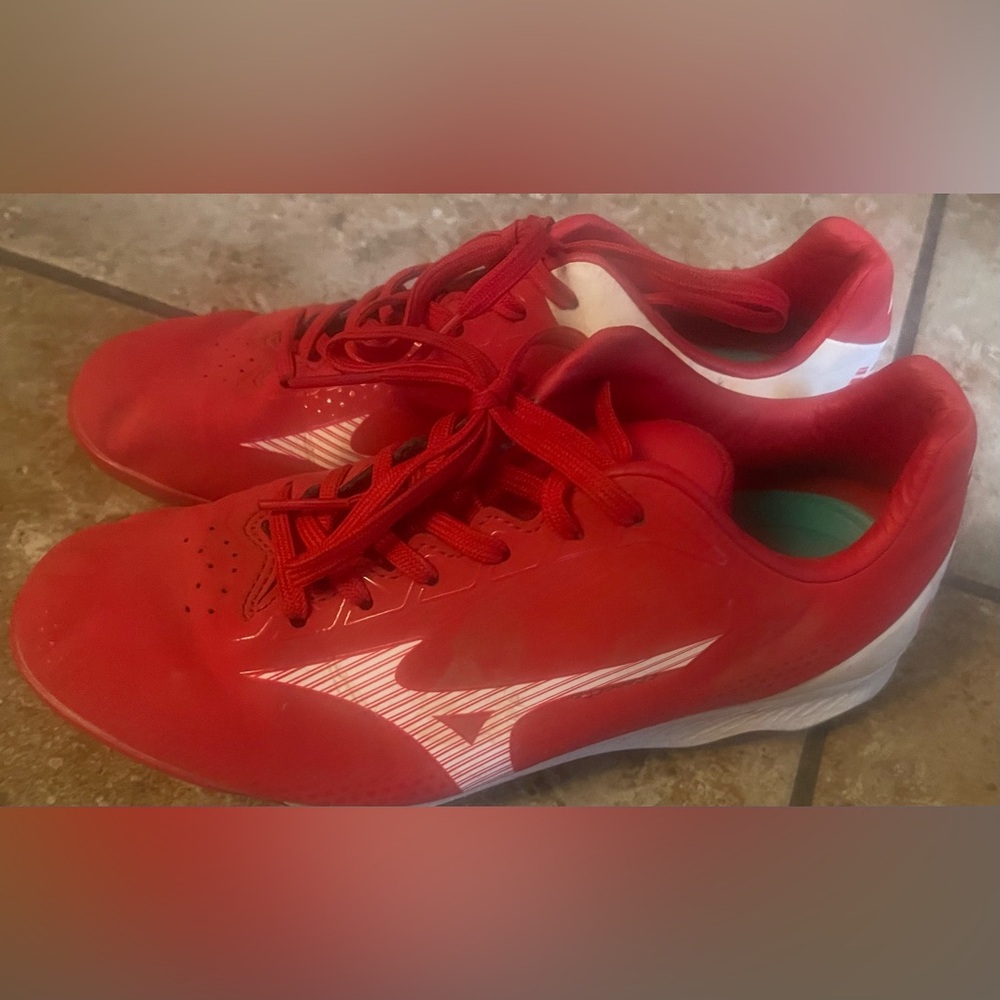 Mizuno Boy's Wave Lightrevo Youth Baseball Shoe US 5.5